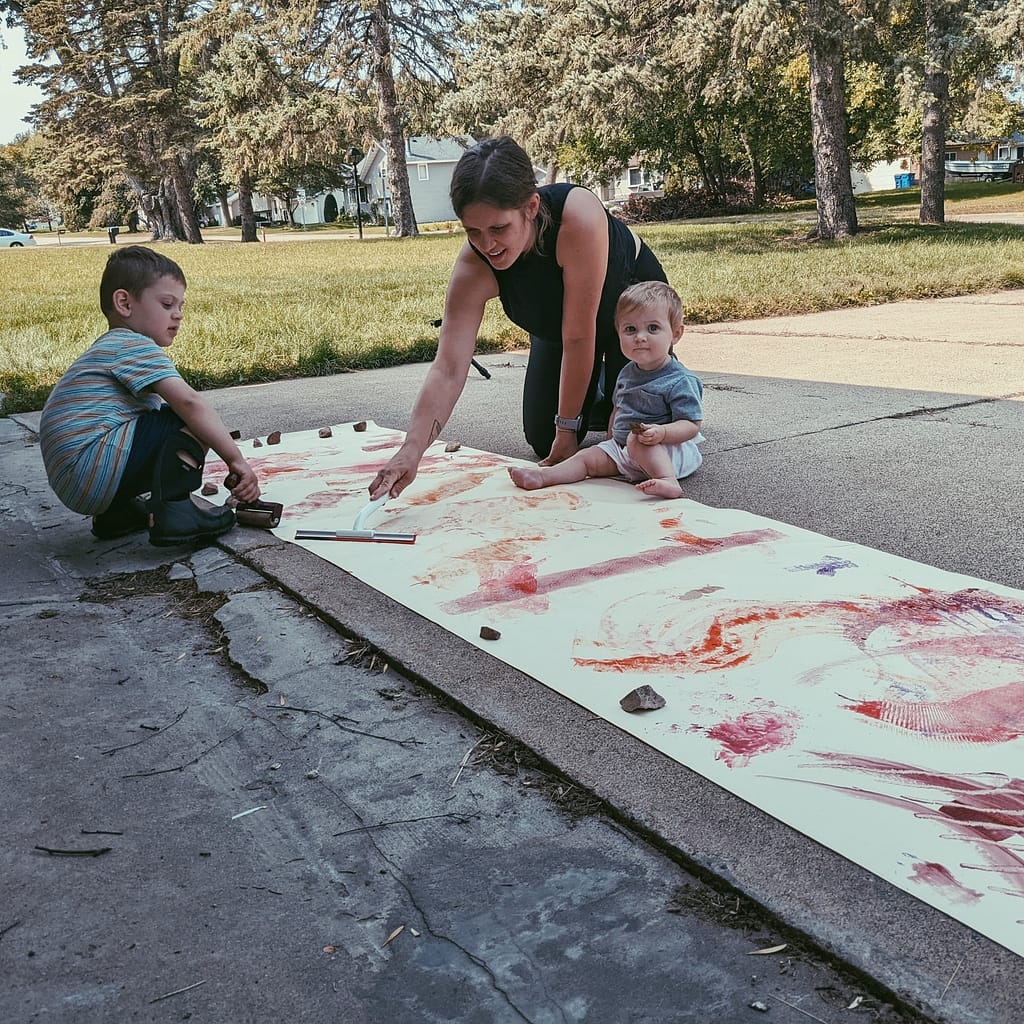 Process Painting with Squeegee _ mom painting with two kids_abbieulstad_ggh