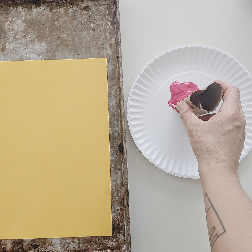 Paper Roll Heart Prints _ Applying Paint to Paper Roll _ Abbie Ulstad _ GGH